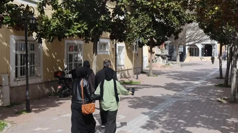 Kırşehir'de Tarihi Çarşılarda Bayram Hazırlığı