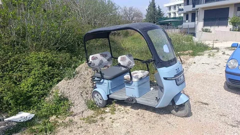 Antalya'da Elektrikli Bisiklet Kazası