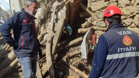 Van'da Ahır Çökmesi Olayı