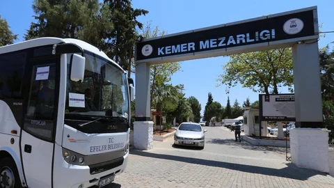 Efeler’de Ücretsiz Mezarlık Servisi