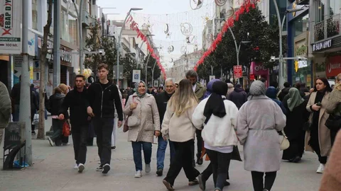 Sakarya'da Bayram Alışverişi Yoğunlaştı