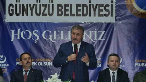 Eskişehir'de Destici'den Güçlü Türkiye Vurgusu