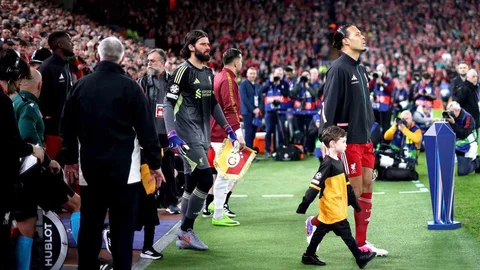 Liverpool Galatasaray Maçında İlk Yarı Sonucu