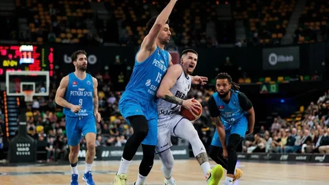 Aliağa Petkimspor Avrupa'ya Veda Etti