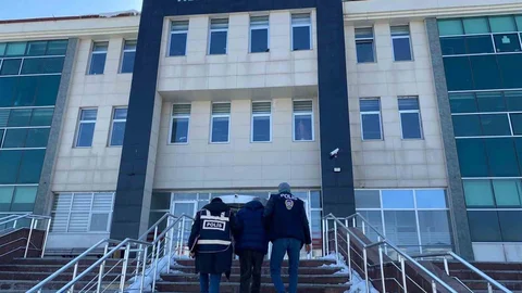 Kars'ta Hükümlülere Operasyon Yapıldı