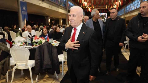 Bursa'da İftar Programı Gerçekleşti