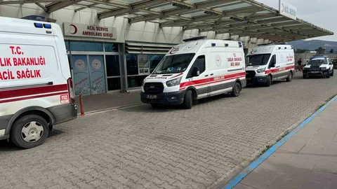 İzmir'de Bebek Kovaya Düştü