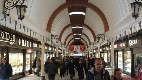 Kayseri'de Bayram Yoğunluğu Artıyor