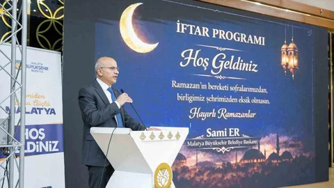 Malatya'da Başkan Er, Deprem Sonrası Süreci Değerlendirdi