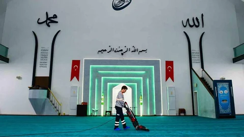 Esenyurt'ta Bayram Temizliği Hazırlığı