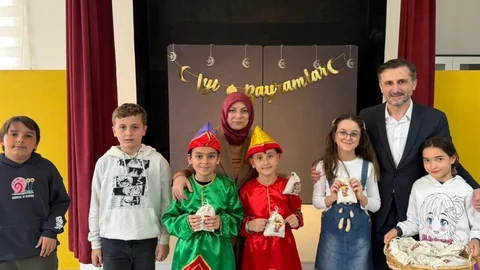 Düzce'de Bayram Hediyeleri Dağıtıldı