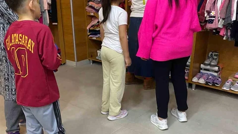 Pursaklar'da Yetim Çocuklara Bayram Hediyesi
