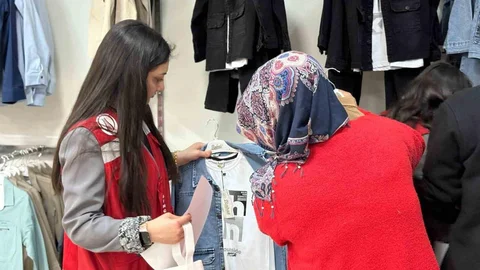 Sincan'da Çocuklara Bayram Hediyesi