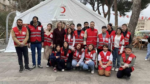Alaşehir'de Hayırseverler İftar Bağışı Yaptı