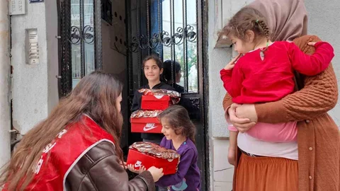 Aydın'da Çocuklara Bayram Hediyesi