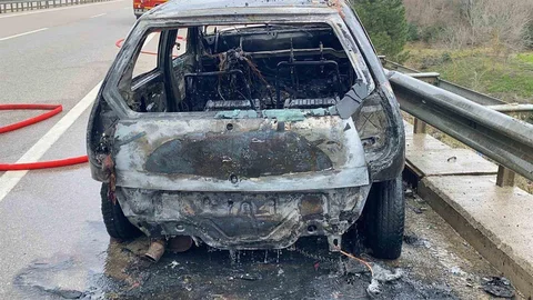 Sinop'ta Otomobil Yangını