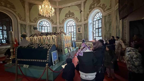 Bursa'da Sakal-ı Şerif Ziyareti Yoğunluğu