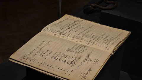 Elazığ'da Osmanlı Dönemi Veresiye Defteri Sergisi