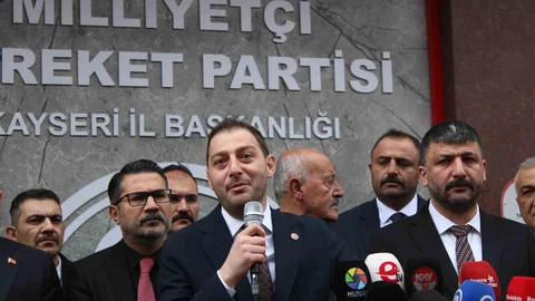 MHP Kayseri'de Bayramlaşma Etkinliği Gerçekleştirildi