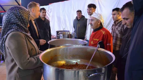Bulanık’ta Ramazan Yardımları Devam Ediyor