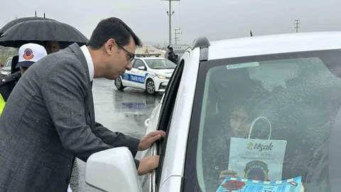 Uşak'ta Vali Kartal Uygulama Noktalarını Ziyaret Etti