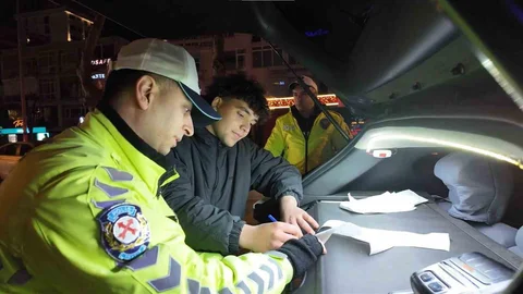 Egzoz Sistemi Aykırı Araç Men Edildi
