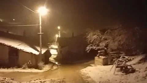 Tavşanlı’da Mart ayında kar yağışı sürprizi