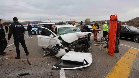 Nevşehir'de Zincirleme Trafik Kazası