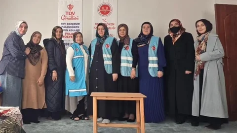 Erzurum Kadın Kolları Ramazan'da Faaliyetlerini Sürdürdü