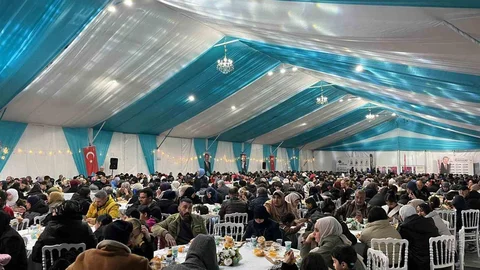 Esenyurt’ta Ramazan’da İftar Sofraları Kuruldu