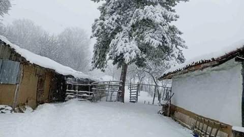 Bilecik'te Beyaz Bayram Manzarası