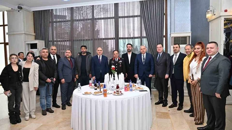 Manisa Protokolü Bayramda Bir Araya Geldi