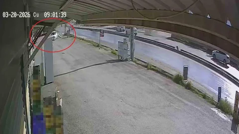 Hatay'da Otomobil Prefabrik İş Yerlerine Girdi