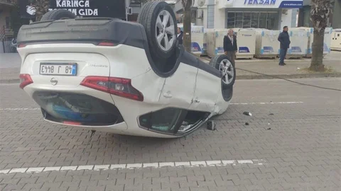 Marmaris'te Takla Atan Araç Kazası