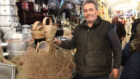 Aydın'da Çalı Süpürgesiyle Temizlik Geleneği