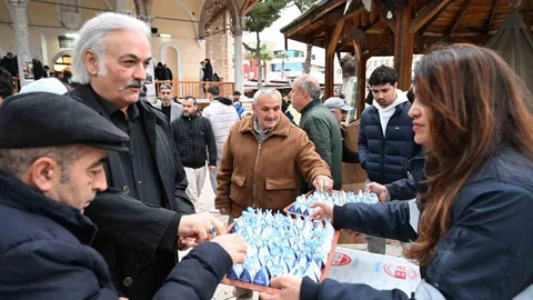 Aydın'da Lokum İkramıyla Bayramlaşma