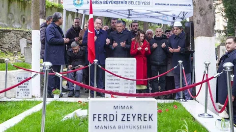 Manisa'da Kabir Ziyareti Gerçekleştirildi