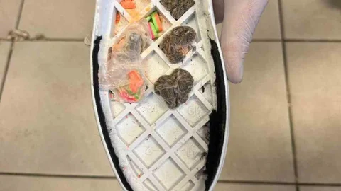 Ayakkabı Tabanında Uyuşturucu Yakalandı