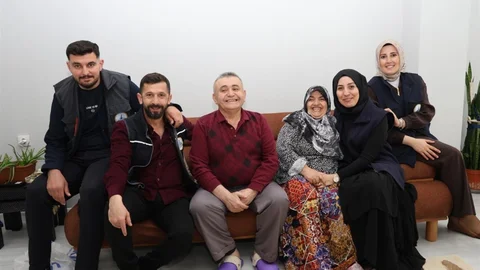 Kartepe'de Bayram Ziyareti Gerçekleşti