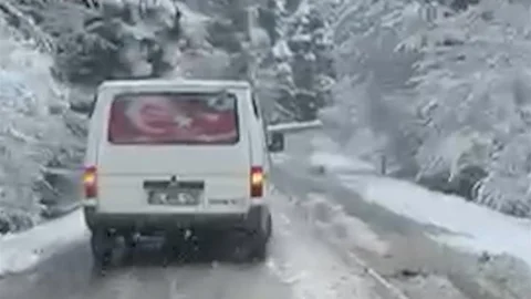 Bolu Gölcük Yolunda Kar Sürprizi