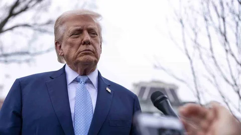 Trump: "İran ile Diyalog Kurabiliriz Ama Ateşkes İstemiyorum"