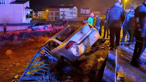 Sivas'ta Trafik Kazası: 2 Yaralı