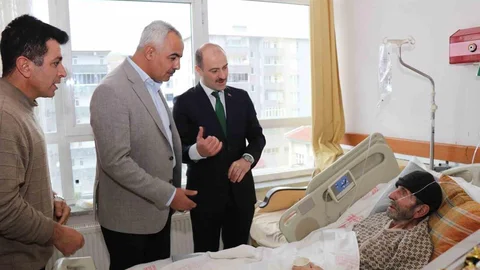 Erzurum'da Bayram Ziyaretleri Yapıldı