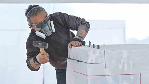 Marble İzmir'de Mermer Sanata Dönüşüyor