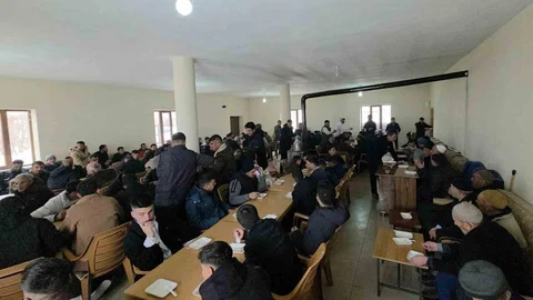 Ahlat'ta Bayram Geleneği Yaşatılıyor