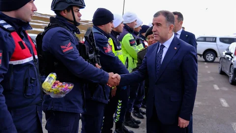 Bayburt'ta Güvenlik Güçleri Bayram Kutlaması