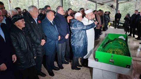 Adana'da Cenaze Töreni Düzenlendi