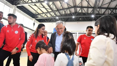 Kayseri'de Bayram Eğlencesi Düzenlendi