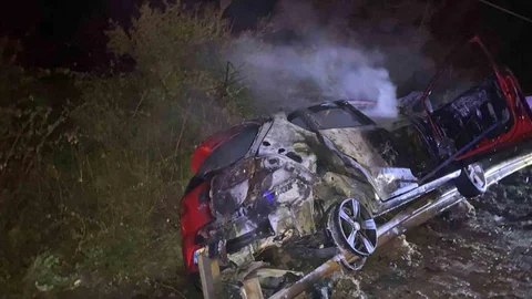 Bilecik'te Alkollü Sürücü Bariyerlere Çarptı