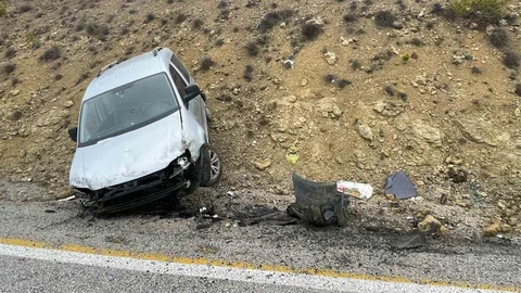 Karaman'da Hafif Ticari Araç Kaza Yaptı